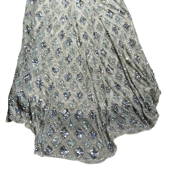 Mac Duggal Nude Lattice Sequin Long Sleeve Gown US 10 - Picture 10 of 12